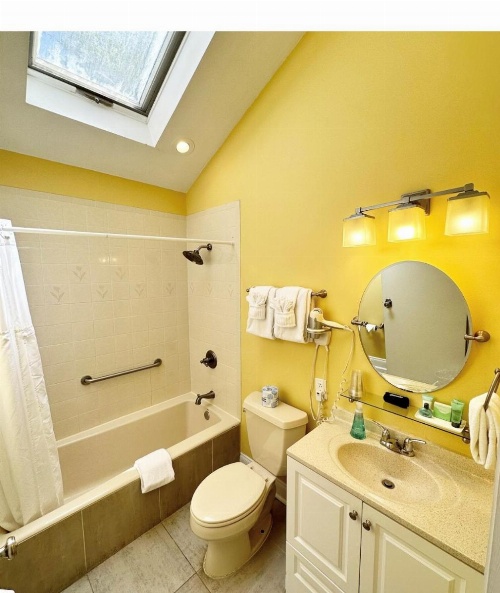 Westwinds Inn image 48